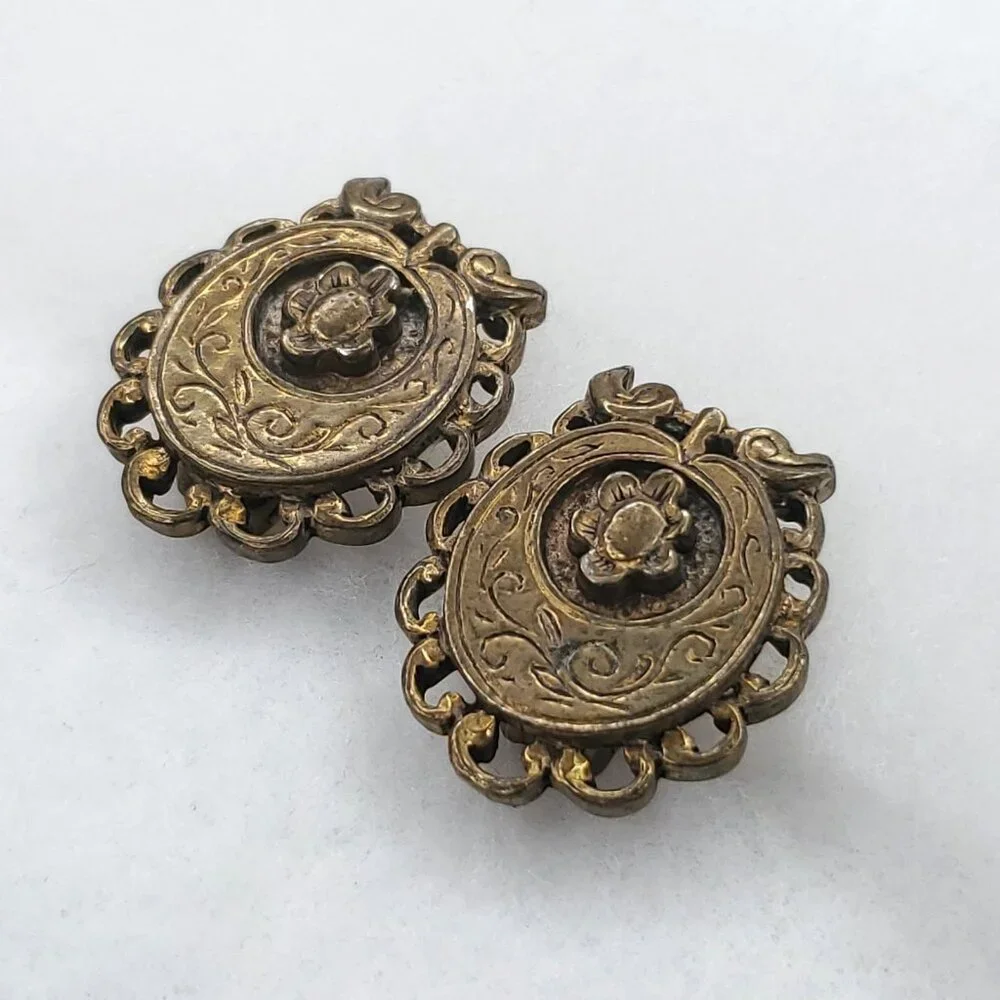 Vintage Victorian Revival Earrings Gold Tone Floral Embossed Clip On 1 1/4